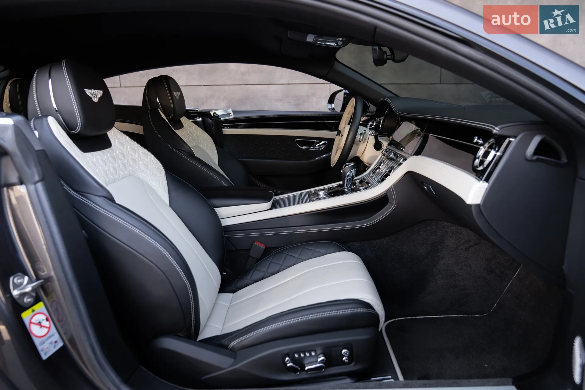 2018 Bentley Continental - мініатюра 29