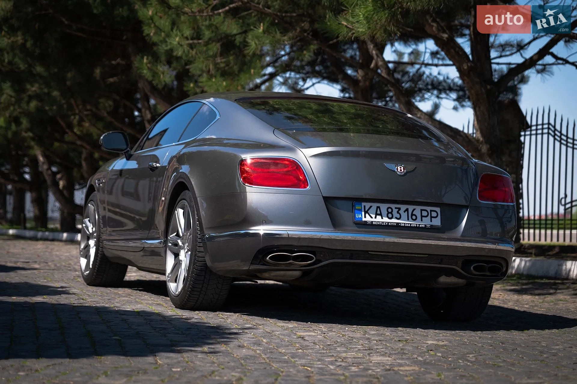 2016 Bentley Continental - мініатюра 11