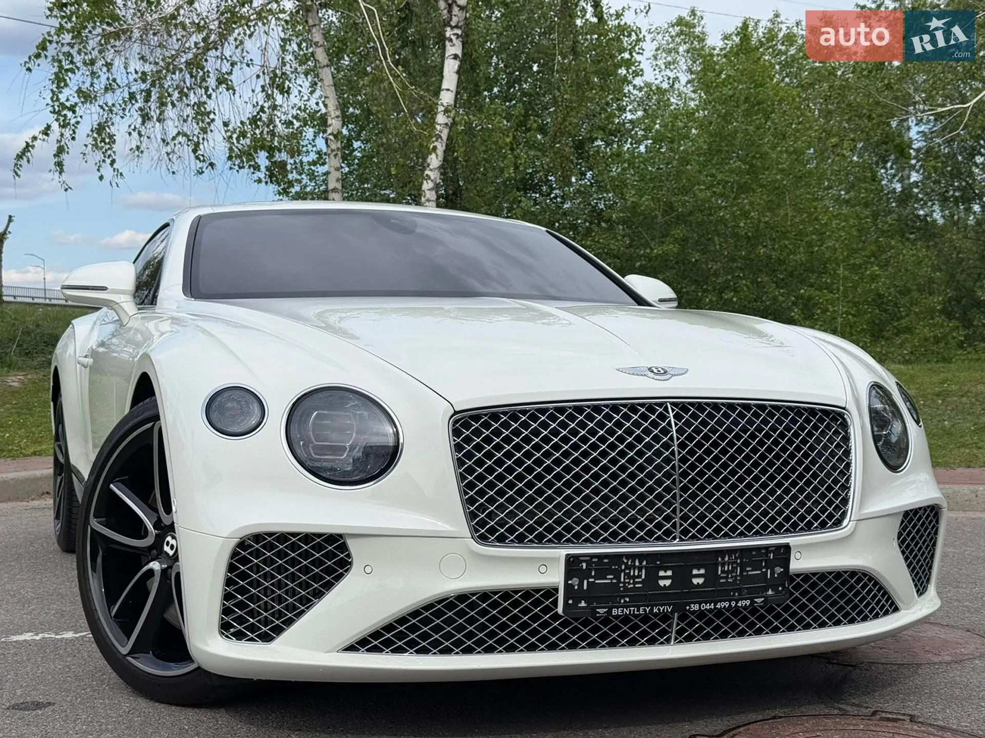 2019 Bentley Continental - мініатюра 17