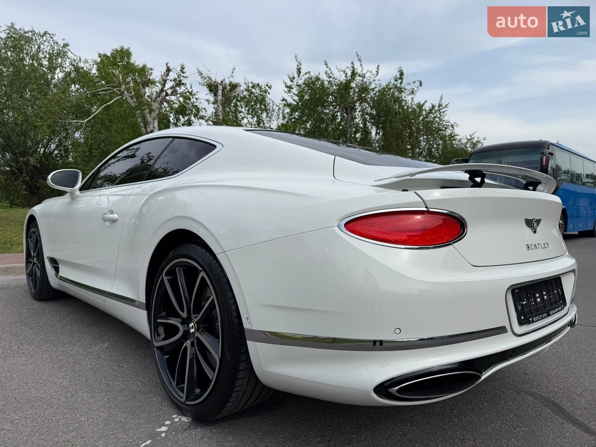 2019 Bentley Continental - мініатюра 32