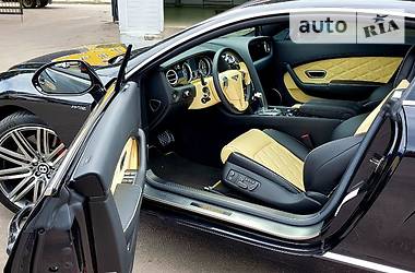 Купе Bentley Continental 2013 в Киеве