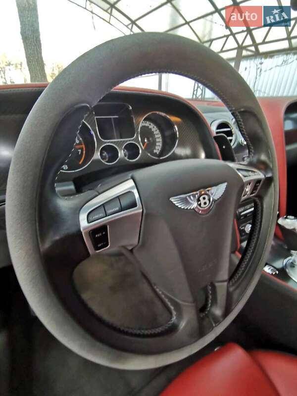 Купе Bentley Continental 2010 в Києві