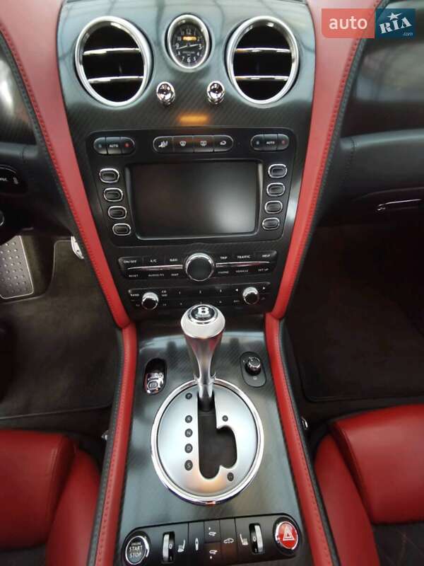 Купе Bentley Continental 2010 в Києві