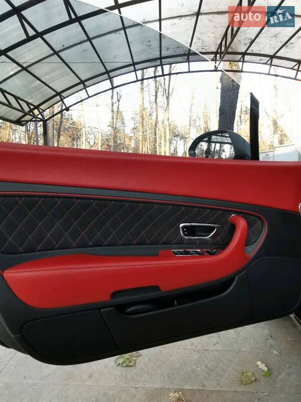 Купе Bentley Continental 2010 в Києві
