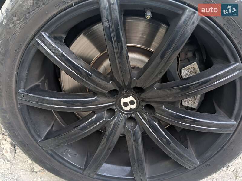Седан Bentley Continental 2007 в Тернополе