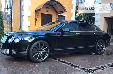 Седан Bentley Flying Spur 2011 в Броварах