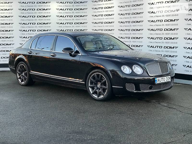Bentley Flying Spur 2010 года