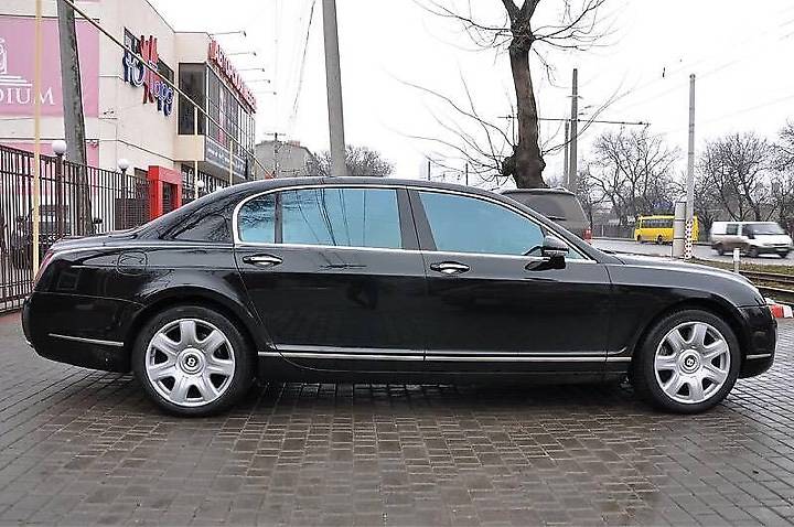 Bentley Flying Spur 2008 года
