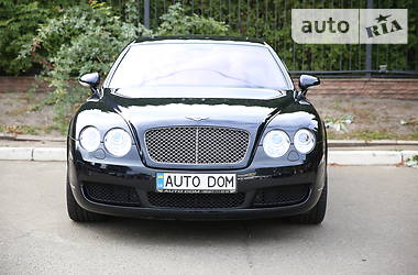 Седан Bentley Flying Spur 2006 в Киеве