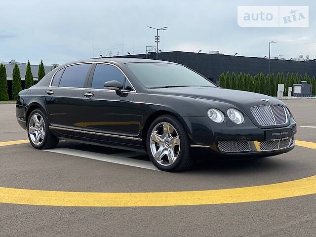 Седан Bentley Flying Spur 2008 в 