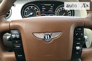 Седан Bentley Flying Spur 2013 в Киеве