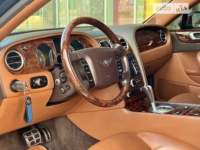 Bentley Flying Spur