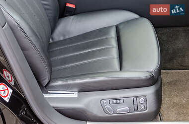 Седан Bentley Flying Spur 2007 в Киеве