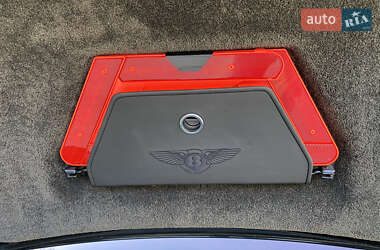 Купе Bentley Flying Spur 2007 в 