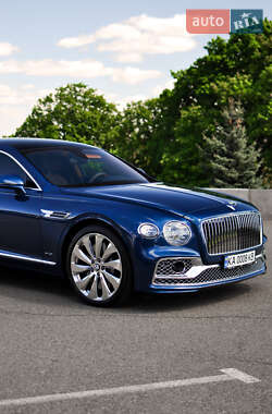 Седан Bentley Flying Spur 2020 в 