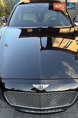 Седан Bentley Flying Spur 2013 в 