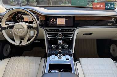 Седан Bentley Flying Spur 2020 в 