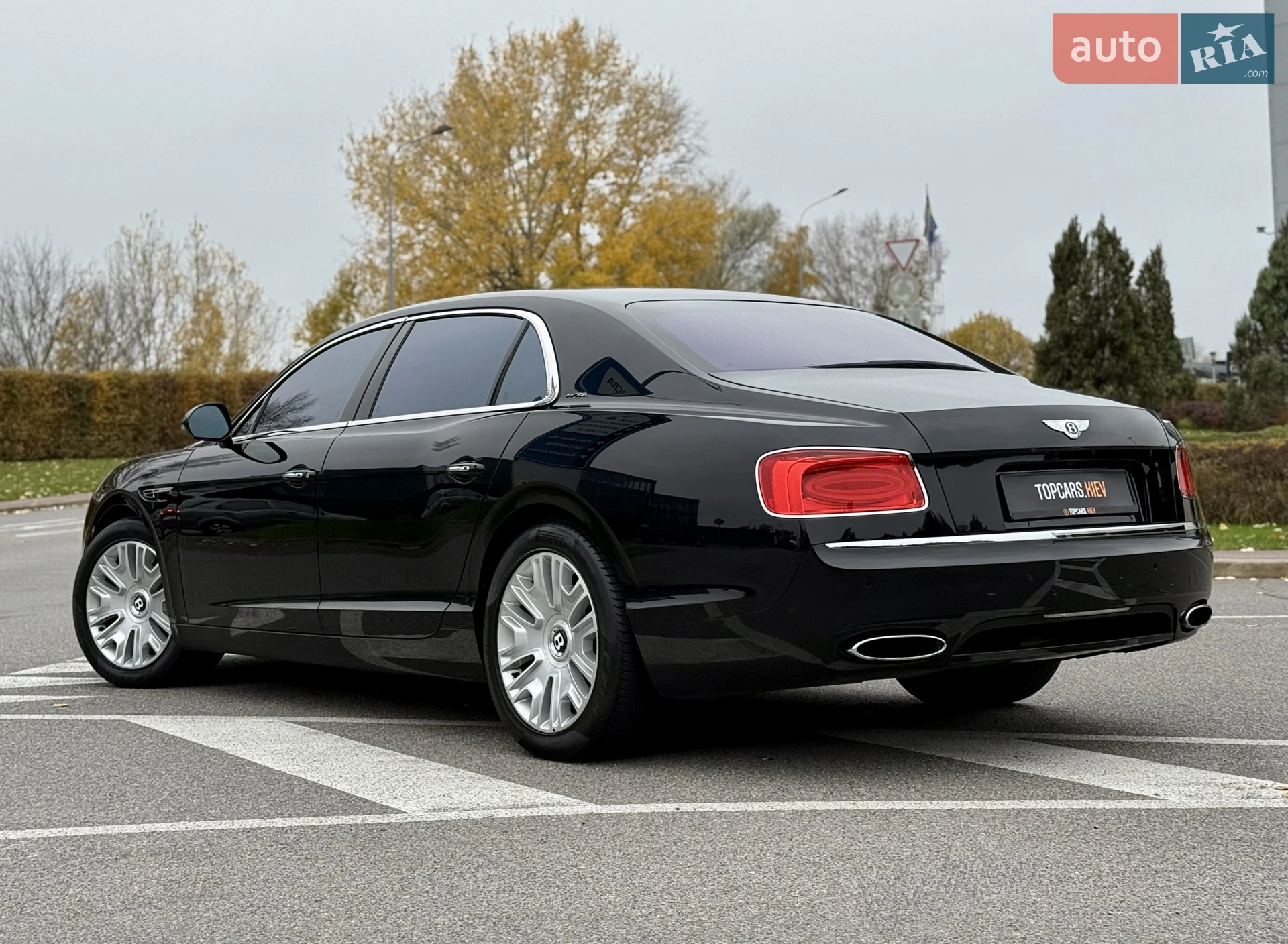 2013 Bentley Flying Spur - мініатюра 11