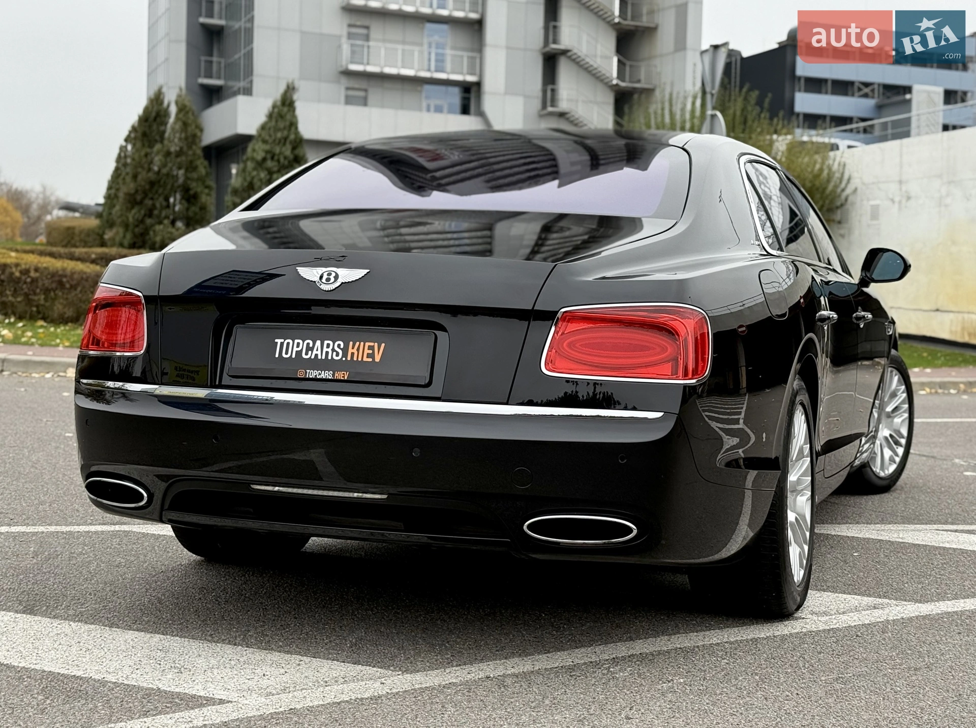 2013 Bentley Flying Spur - мініатюра 17