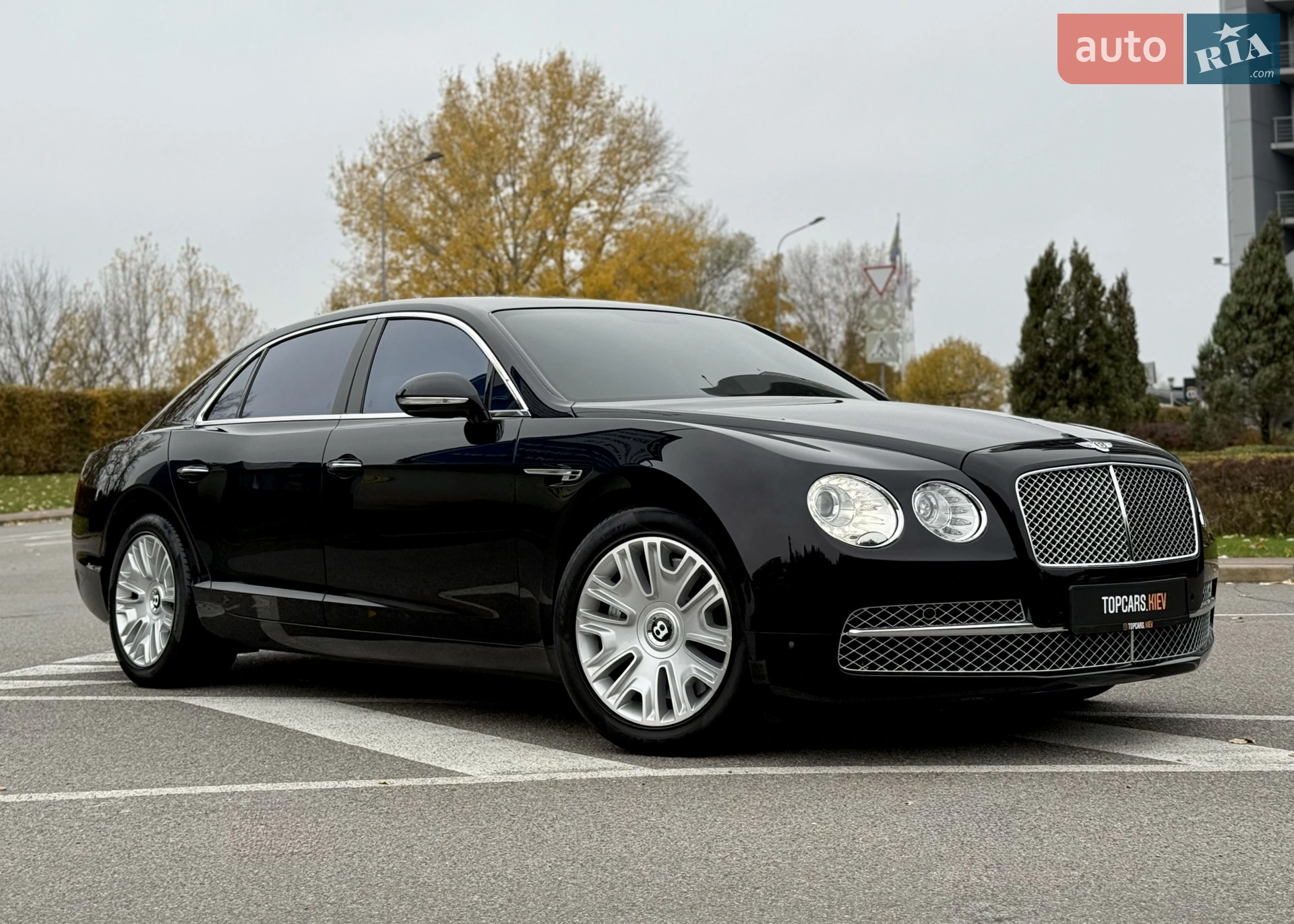 2013 Bentley Flying Spur - мініатюра 25