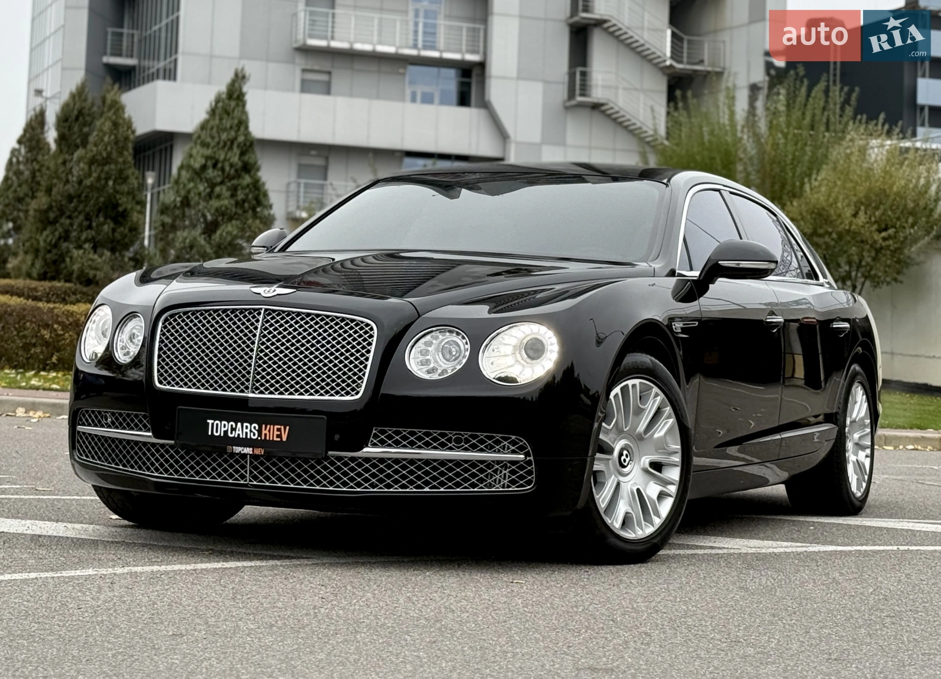 2013 Bentley Flying Spur - мініатюра 34