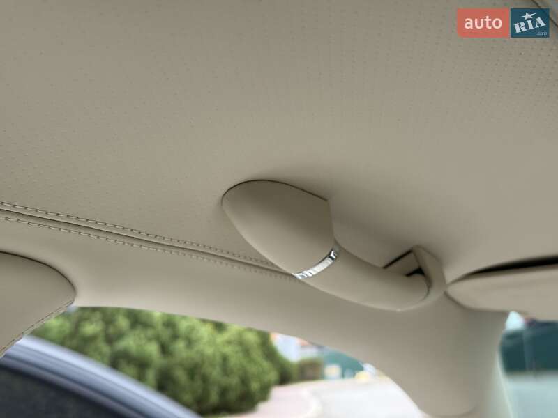 Седан Bentley Flying Spur 2013 в Киеве фото 93 Седан Bentley Flying Spur 2013 в Киеве