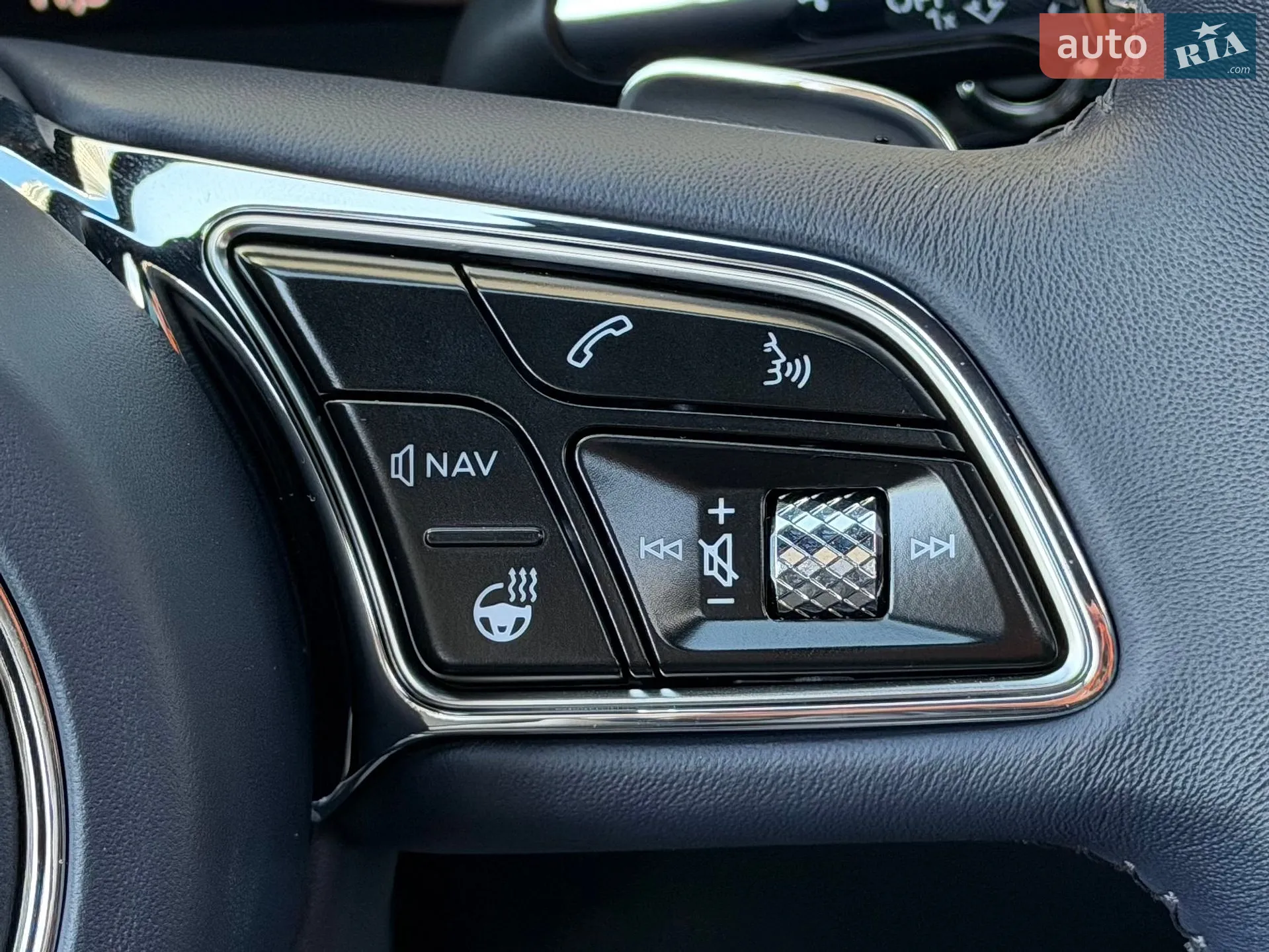 2022 Bentley Flying Spur - мініатюра 82
