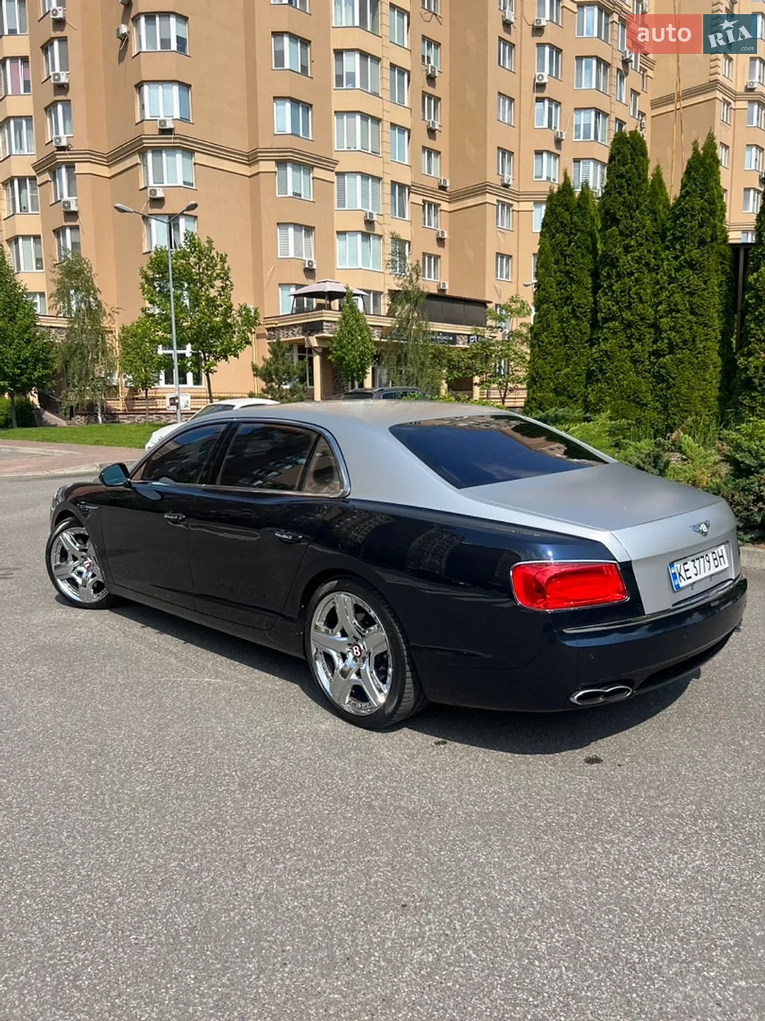 2015 Bentley Flying Spur - мініатюра 9
