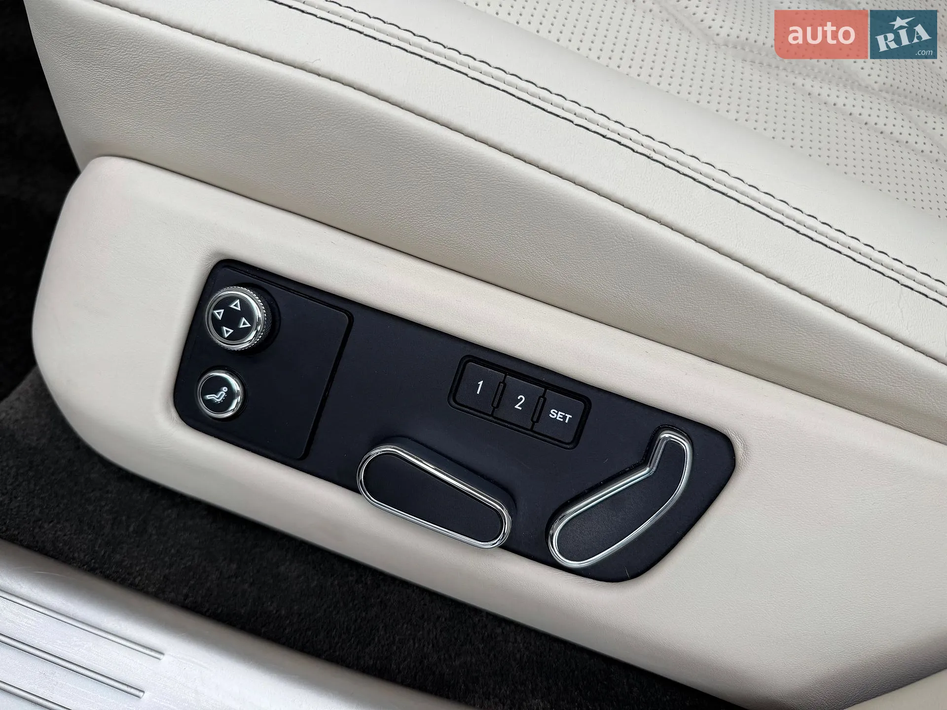 2013 Bentley Flying Spur - мініатюра 85