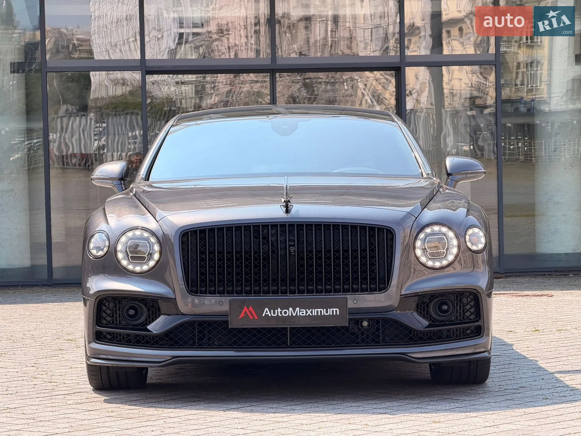 2021 Bentley Flying Spur - мініатюра 2