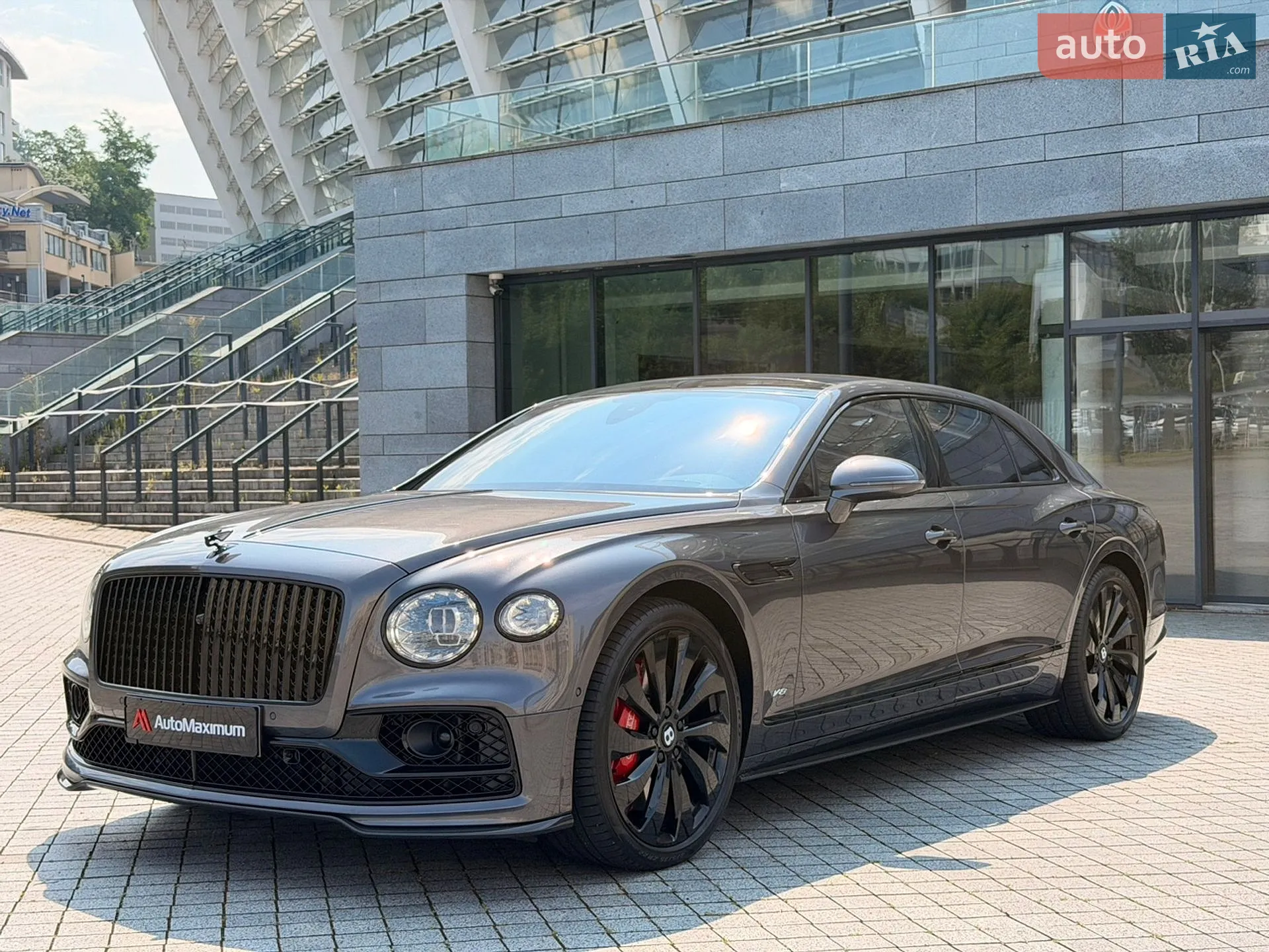 2021 Bentley Flying Spur - мініатюра 3