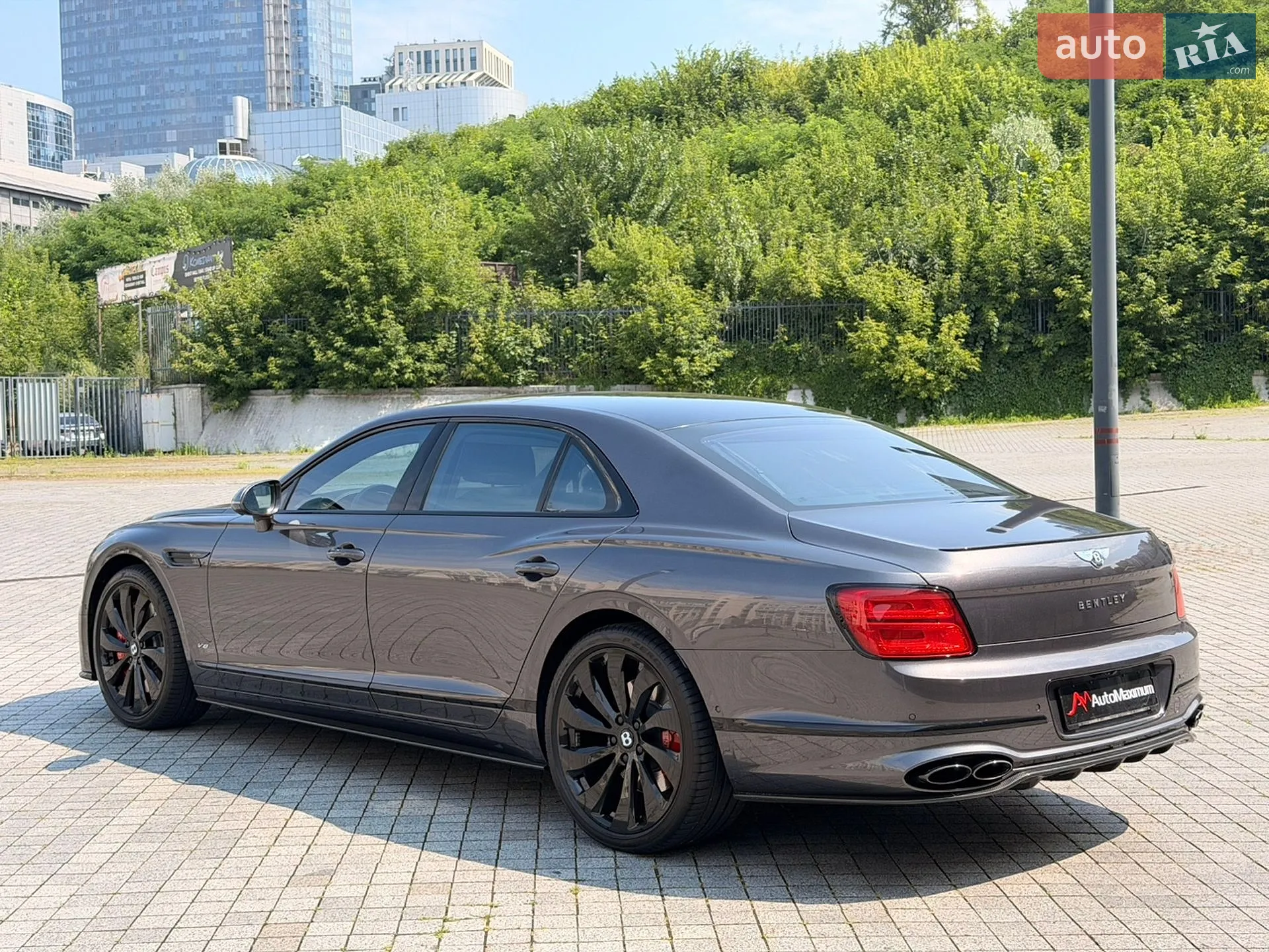 2021 Bentley Flying Spur - мініатюра 5