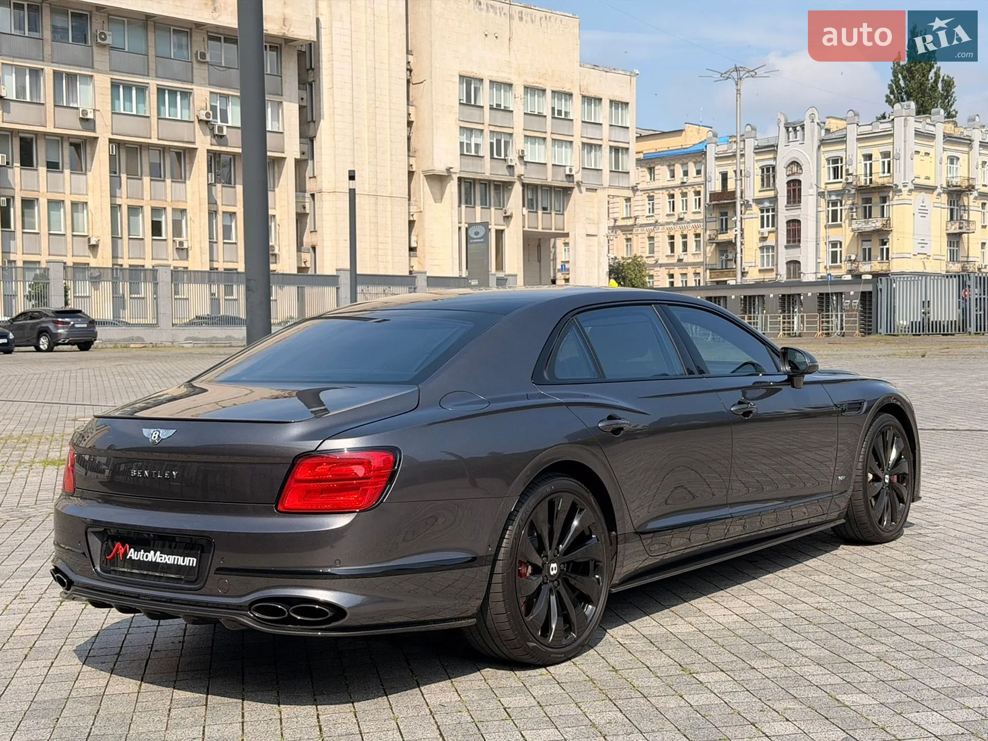 2021 Bentley Flying Spur - мініатюра 7