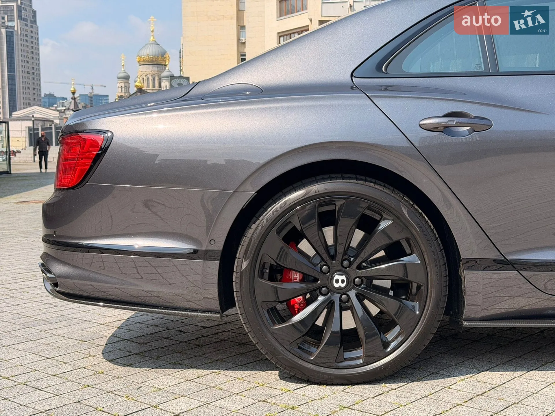 2021 Bentley Flying Spur - мініатюра 9