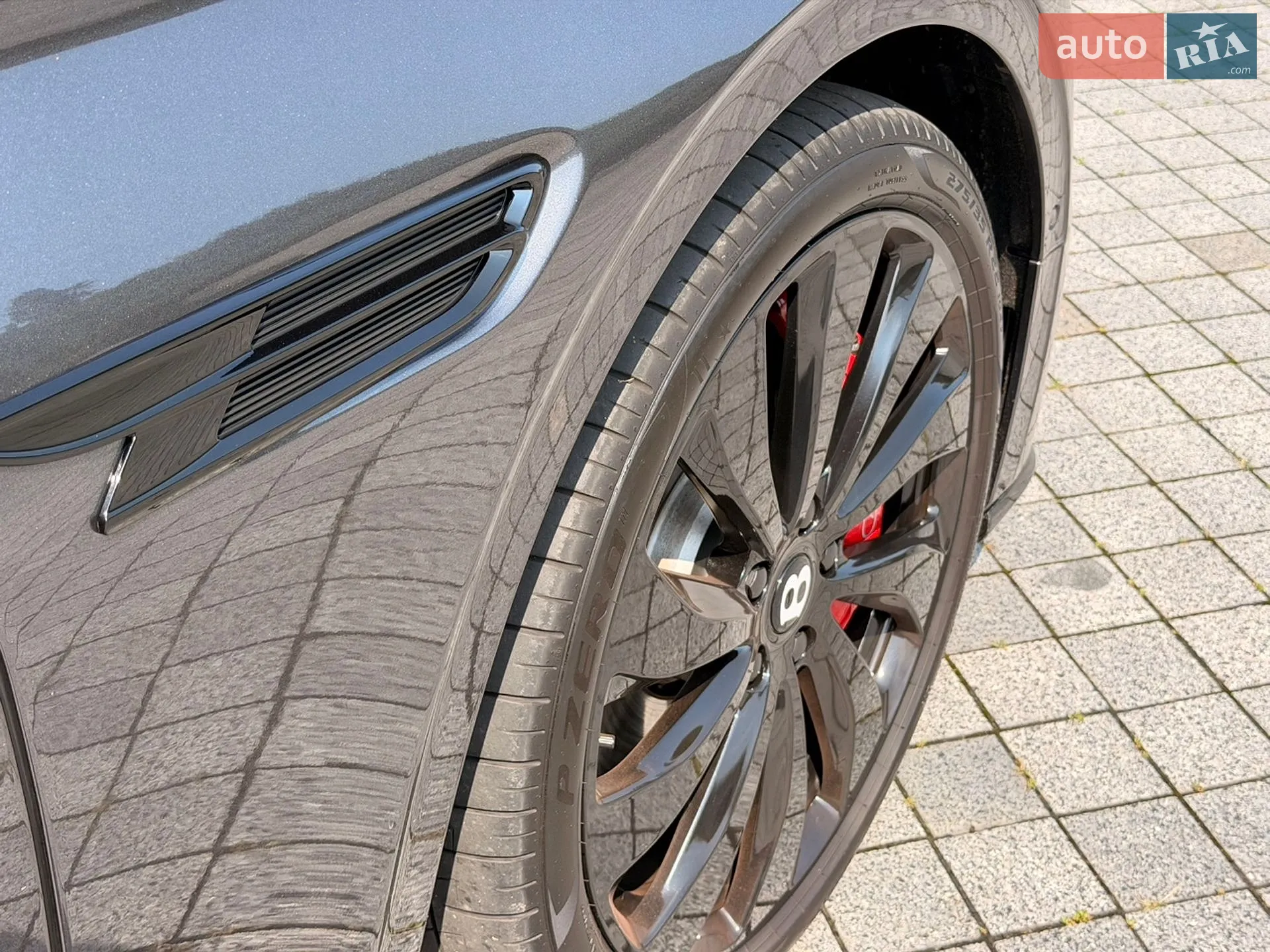 2021 Bentley Flying Spur - мініатюра 16