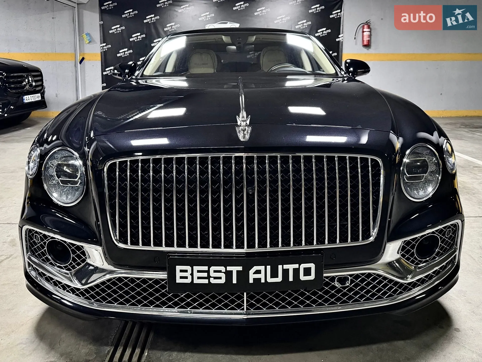 2020 Bentley Flying Spur - мініатюра 3
