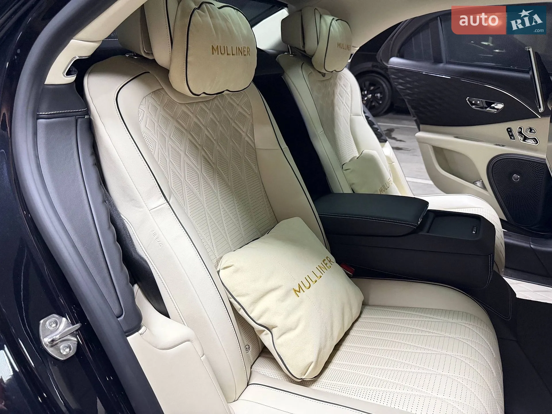 2020 Bentley Flying Spur - мініатюра 70