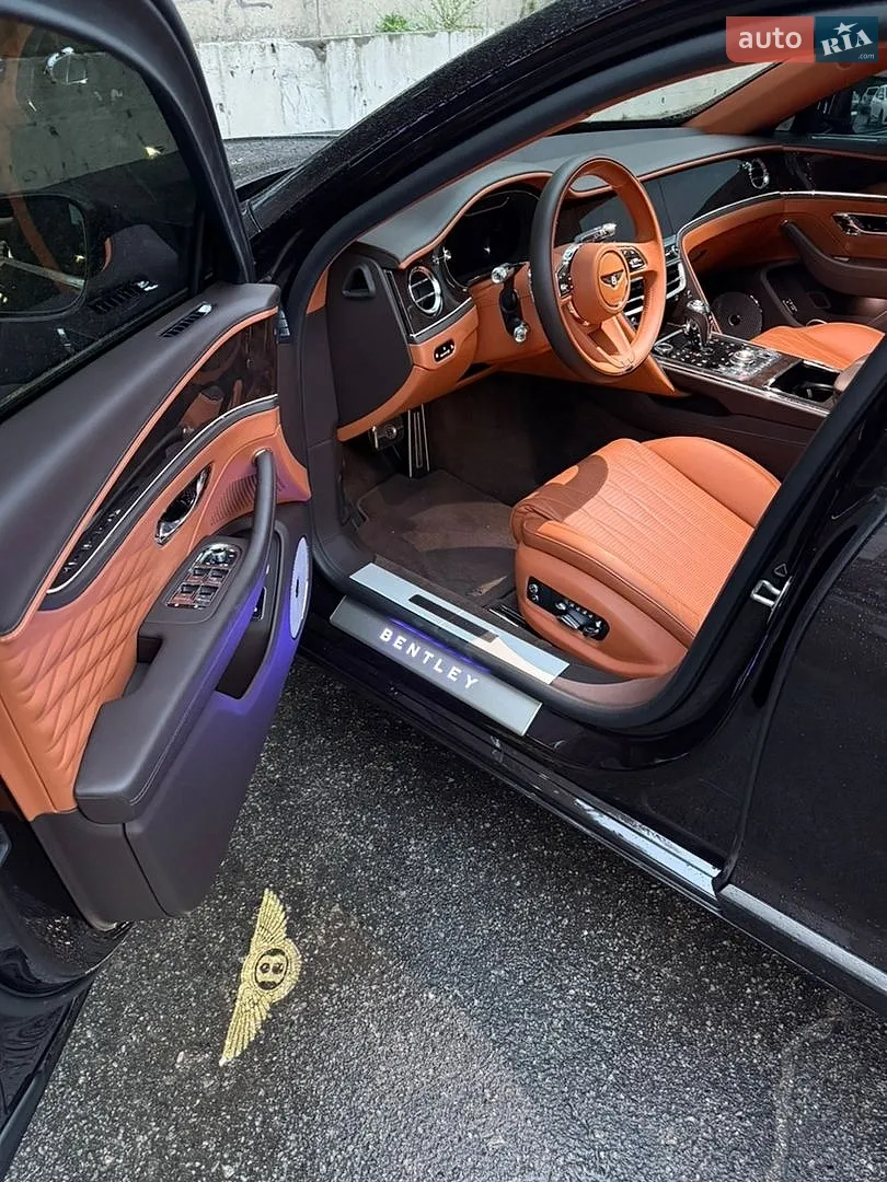 2021 Bentley Flying Spur - мініатюра 46