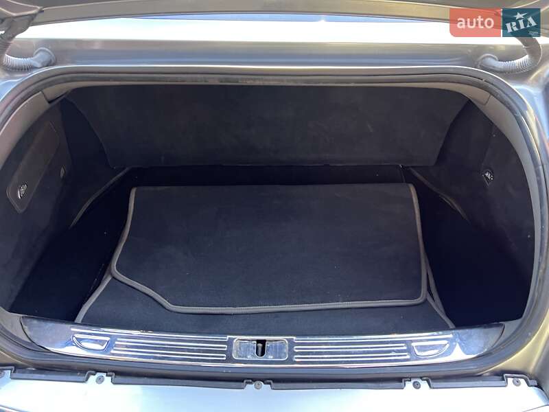 Седан Bentley Mulsanne 2010 в Львове