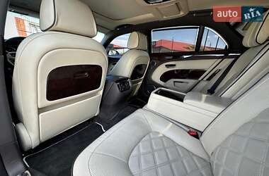 Седан Bentley Mulsanne 2015 в 