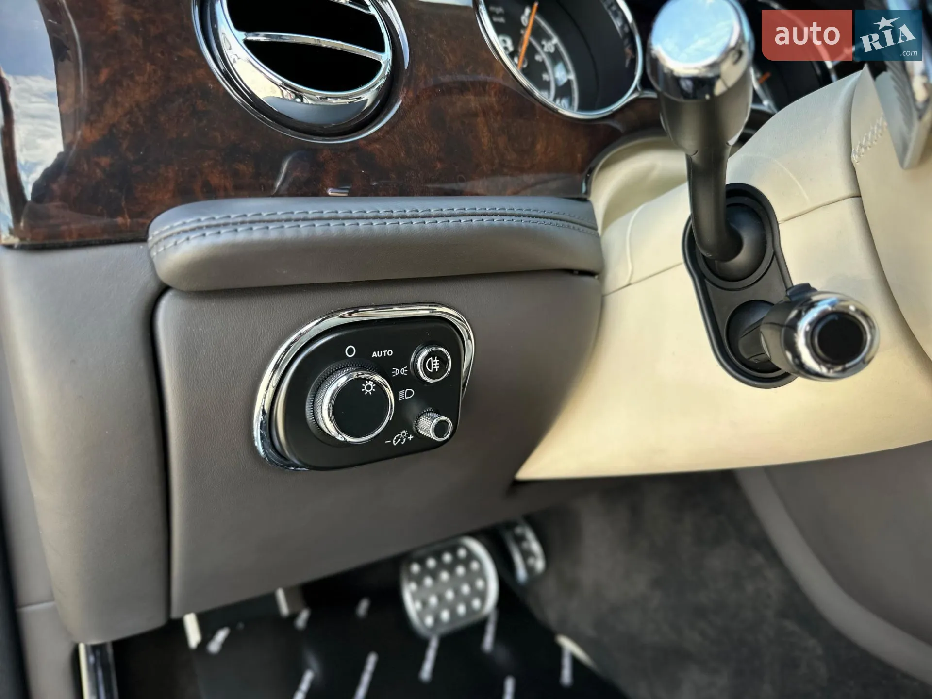 2015 Bentley Mulsanne - мініатюра 51