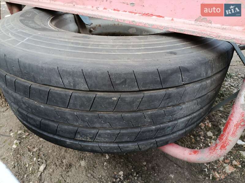 Контейнеровоз напівпричіп Berger N32 2004 в Первомайську