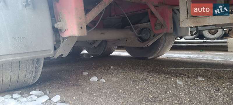 Тентованный борт (штора) - полуприцеп Berger SCS 2005 в Днепре