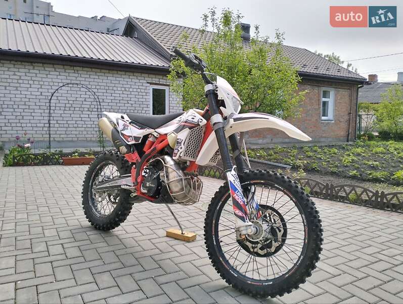 Мотоцикл Внедорожный (Enduro) Beta RR 2T 2019 в Житомире