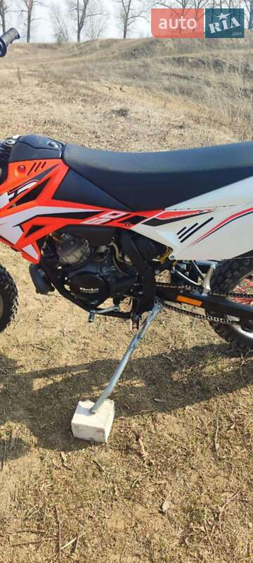 Мотоцикл Внедорожный (Enduro) Beta RR 2T 2016 в Прилуках фото 6 Мотоцикл Внедорожный (Enduro) Beta RR 2T 2016 в Прилуках