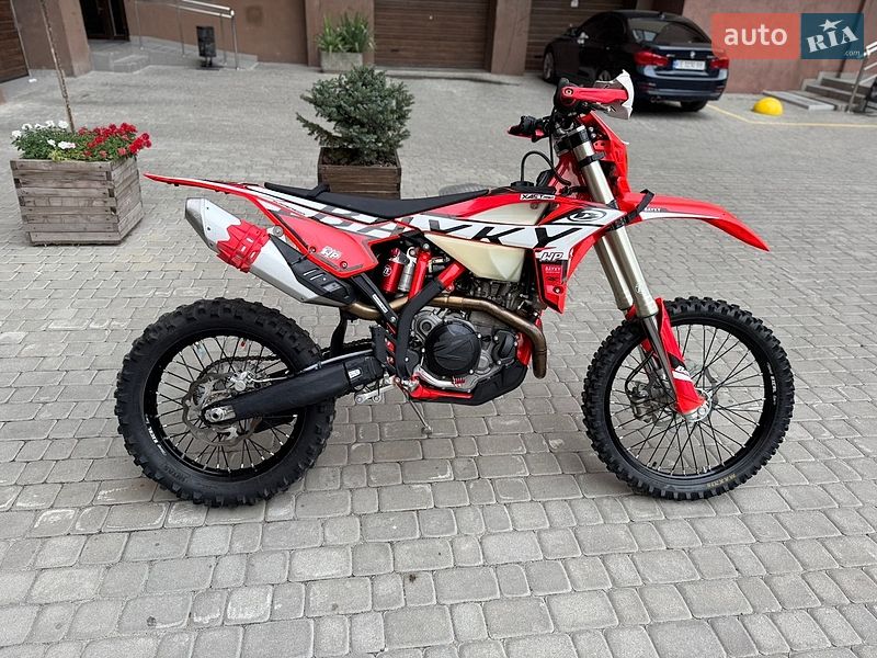 Мотоцикл Позашляховий (Enduro) Beta RR 2024 в Дніпрі