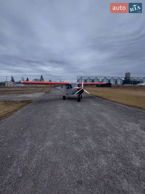 Самолёт Bingo 582 2003 в Каменец-Подольском