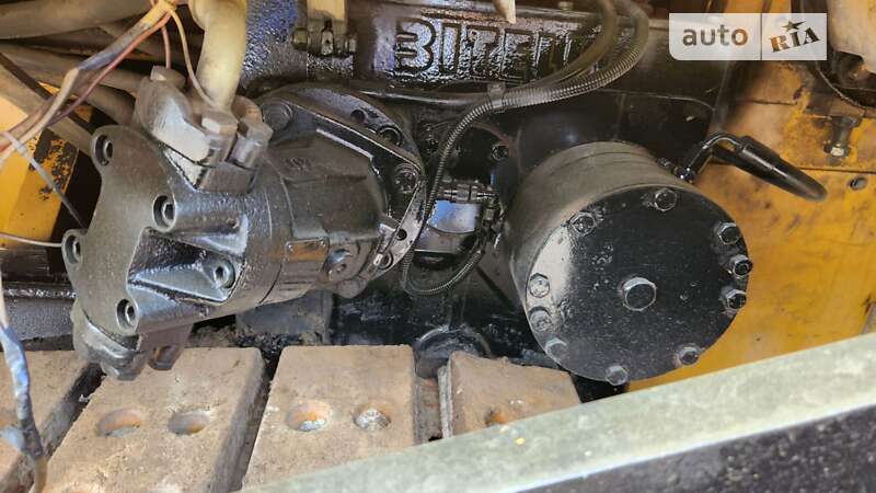 Асфальтоукладчик Bitelli BB-681 2003 в Павлограде фото 7 Асфальтоукладчик Bitelli BB-681 2003 в Павлограде