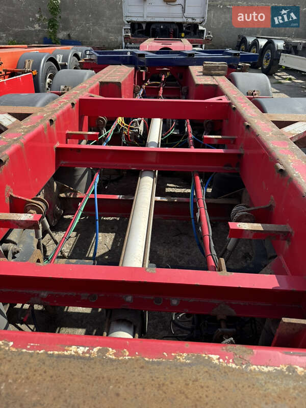 Контейнеровоз полуприцеп BMF 111 2008 в Одессе