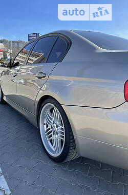 Седан BMW-Alpina B3 2009 в 
